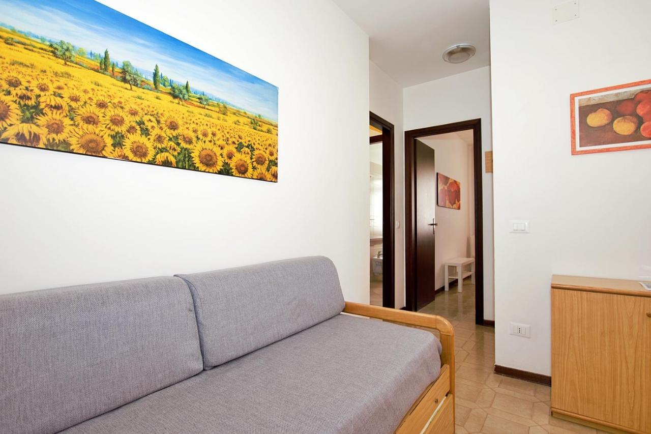 Residenza Canova Lignano Sabbiadoro Kültér fotó