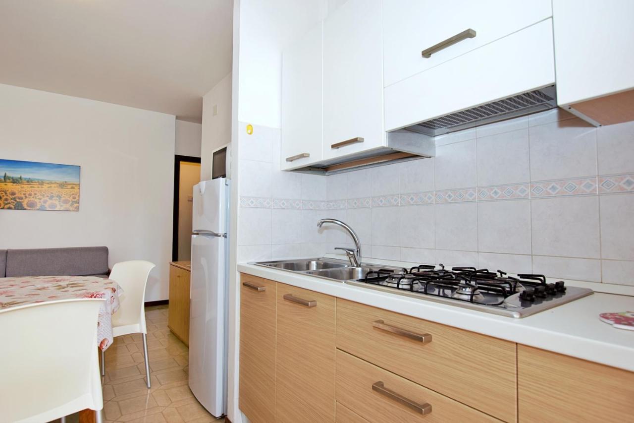 Residenza Canova Lignano Sabbiadoro Kültér fotó