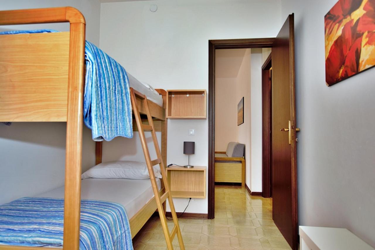 Residenza Canova Lignano Sabbiadoro Kültér fotó